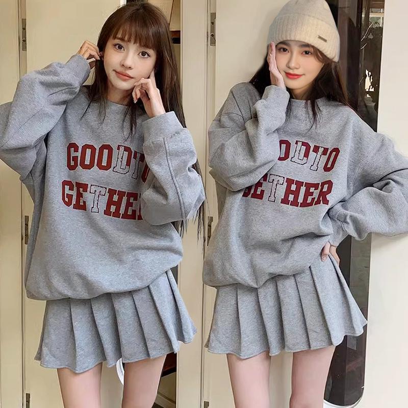 College Style Grey Letter Hoodie & Pleated Skirt Two-Piece Set S серый
College Style Grey Letter Hoodie & Pleated Skirt Two-Piece Set S серый