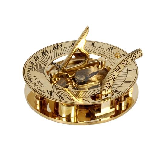 7,62 см Морской солнечный компас из цельной латуни Морской декор Пиратский подарок
7,62 см Морской солнечный компас из цельной латуни Морской декор Пиратский подарок