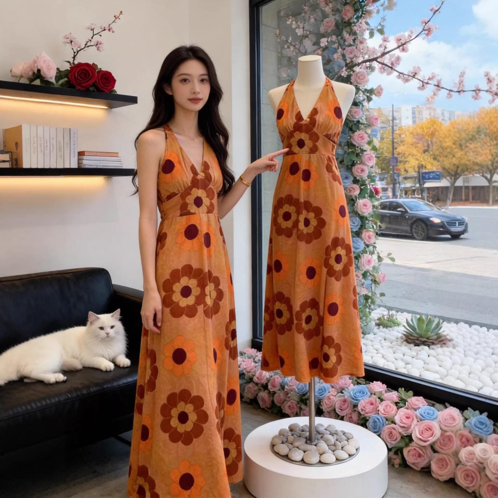 Elegant Bohemian V-Neck Dress for Thai Trips & Beach Vacations S
Elegant Bohemian V-Neck Dress for Thai Trips & Beach Vacations S