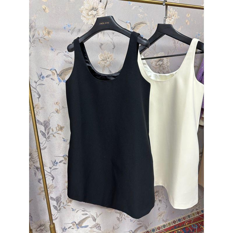 Spring and Summer 2025 New Arrival Old Qian Style Minimalist Graceful Slip Dress Women s Retro Commuter Dress Women s Short Skirt Fashion Black S
Spring and Summer 2025 New Arrival Old Qian Style Minimalist Graceful Slip Dress Women s Retro Commuter Dress Women s Short Skirt Fashion Black S