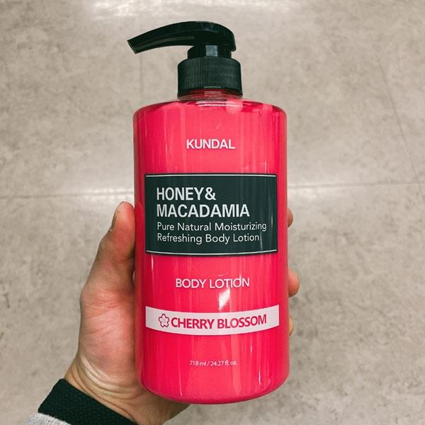 Kundal Body Lotion Cherry Blossom 718ml korea beauty cosmetic 
Kundal Body Lotion Cherry Blossom 718ml korea beauty cosmetic