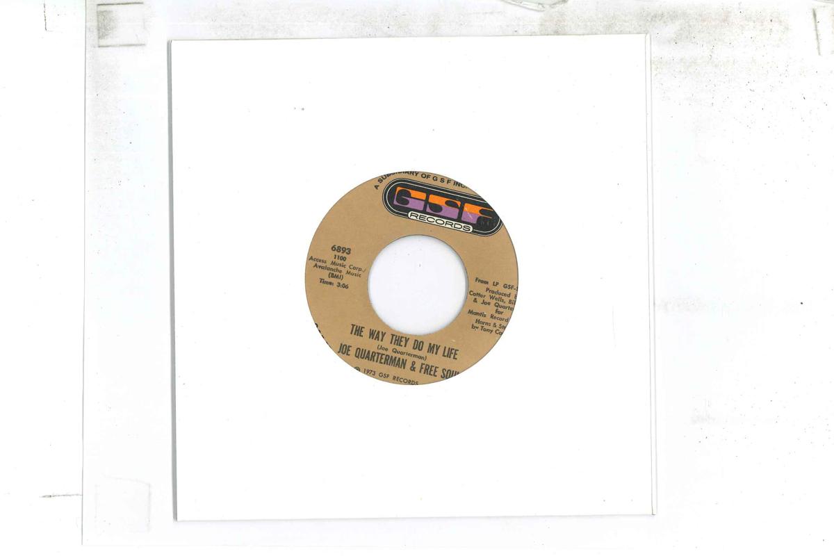 7inch Record JOE QUARTERMAN FREE SOUL Way They Do My Life Find Yourself 6893 GSF 1973 US SoulFunk Used
7inch Record JOE QUARTERMAN FREE SOUL Way They Do My Life Find Yourself 6893 GSF 1973 US SoulFunk Used