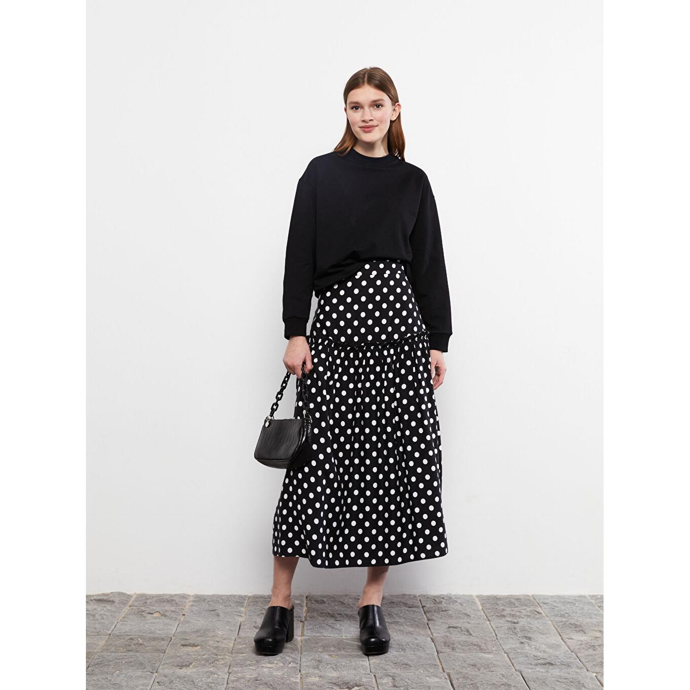 MODEST Женская юбка трапециевидной формы из вискозы с эластичной резинкой на талии и цветочным принтом белого цвета
MODEST Женская юбка трапециевидной формы из вискозы с эластичной резинкой на талии и цветочным принтом белого цвета