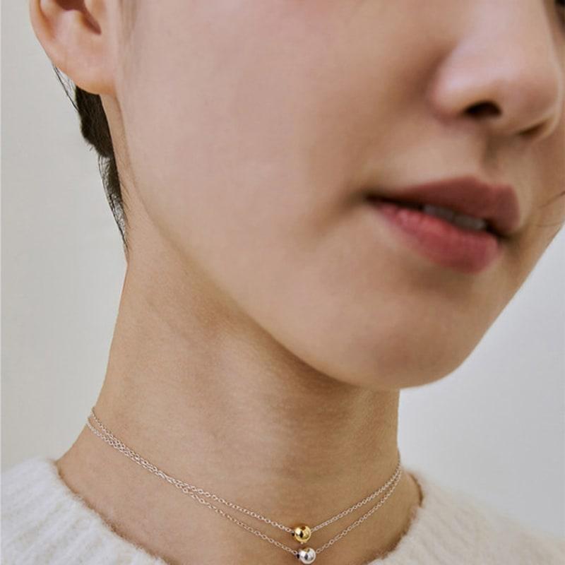 COLLECT SYNERGY c. engraved ball necklace GOLD
COLLECT SYNERGY c. engraved ball necklace GOLD