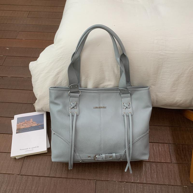 Large Capacity Pink Heavy Duty Motorcycle Bag Women s 2026 New Fashi High-End Handbag Commuter Tote Bag Versatile Handbag синій
Large Capacity Pink Heavy Duty Motorcycle Bag Women s 2026 New Fashi High-End Handbag Commuter Tote Bag Versatile Handbag синій