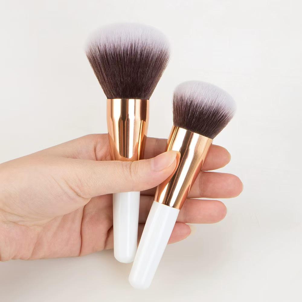 Portable 25-Piece Makeup Brush Set with Imitation Wool for Powder and Eyeshadow
Portable 25-Piece Makeup Brush Set with Imitation Wool for Powder and Eyeshadow