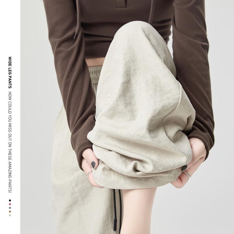 Women s Wide-Leg Scimitar Pants S
Women s Wide-Leg Scimitar Pants S