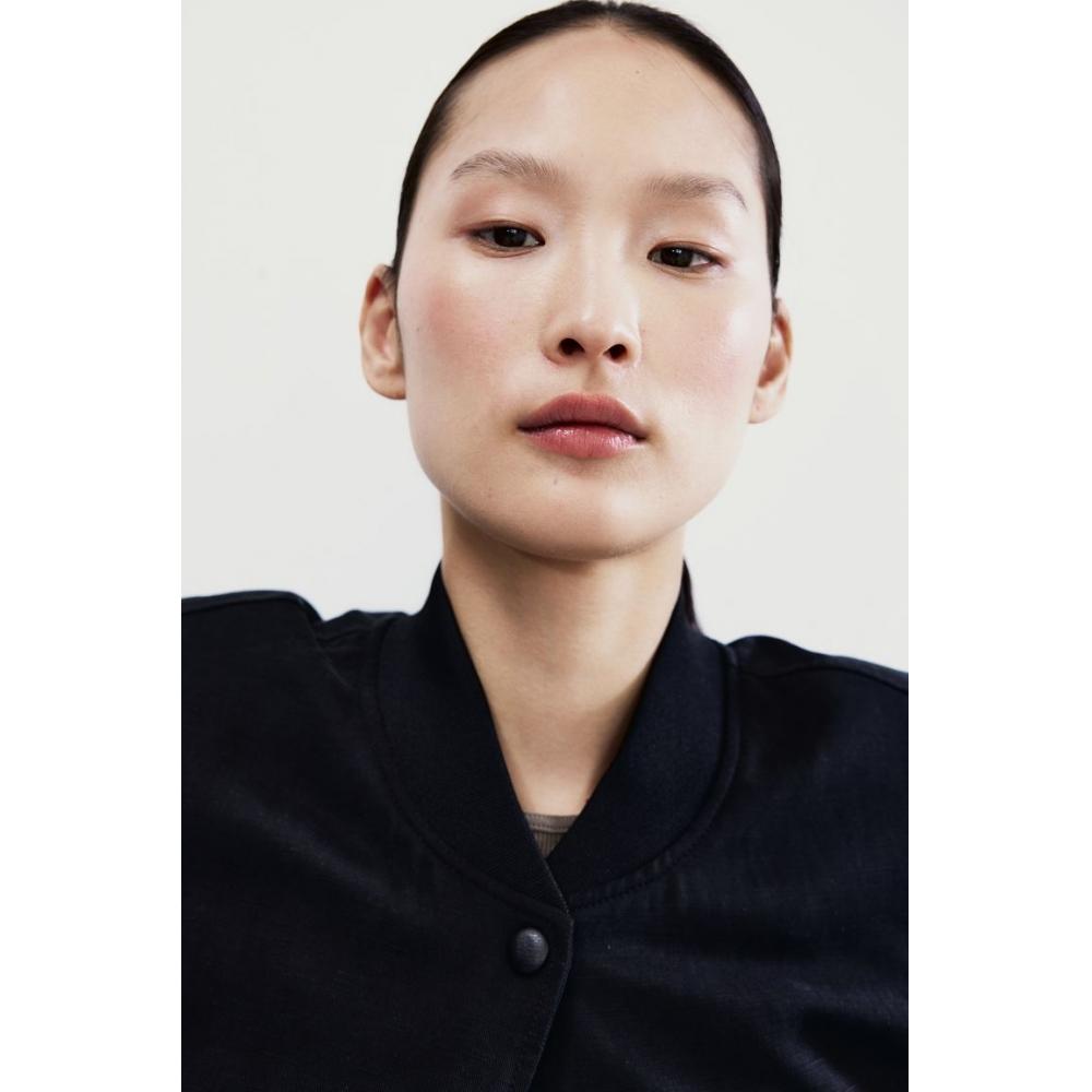 Бомбер из льняной смеси HM, черный
Бомбер из льняной смеси HM, черный