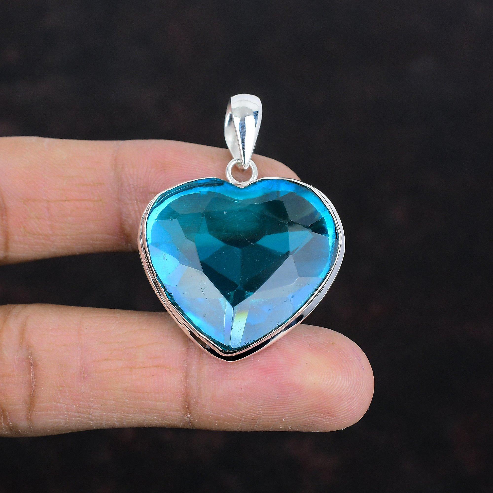 Faceted swiss blue topaz pendant 925 sterling silver pendant handmade latest design pendant swiss blue topaz gemstone jewelry gifts for wife
Faceted swiss blue topaz pendant 925 sterling silver pendant handmade latest design pendant swiss blue topaz gemstone jewelry gifts for wife