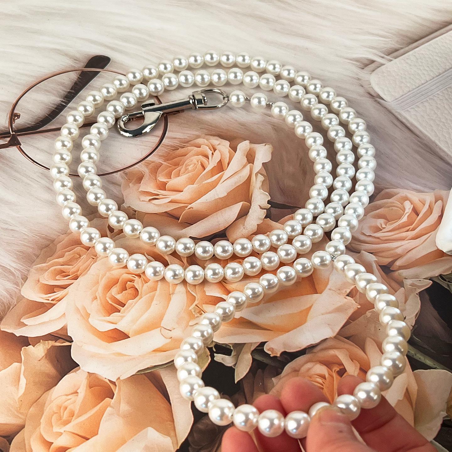 Spot Faux Pearl Pull Rope: Steel Wire Bite-Proof Small Dog Leash. Approx. 1.2m - Up to 16kg
Spot Faux Pearl Pull Rope: Steel Wire Bite-Proof Small Dog Leash. Approx. 1.2m - Up to 16kg