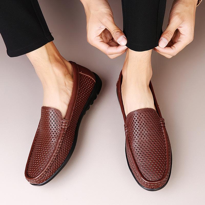 Men s shoes spring business dress casual leather hollow hole soft sole men s beanie shoes lazy one pedal men s shoes 46 коричневий
Men s shoes spring business dress casual leather hollow hole soft sole men s beanie shoes lazy one pedal men s shoes 46 коричневий