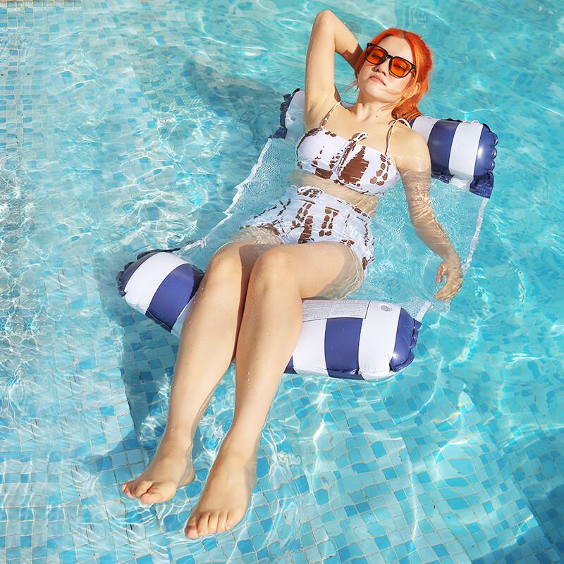 Foldable Striped Floating Mat 127x70cm
Foldable Striped Floating Mat 127x70cm
