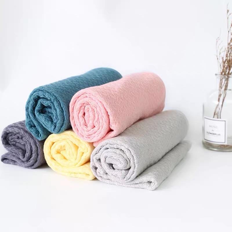 Твердые банные полотенца для взрослых, простые, повседневные, ярких цветов, хлопковые, приятные для кожи, впитывающие, многоразовые, универсальные, бытовые, корейского стиля зелёный
Твердые банные полотенца для взрослых, простые, повседневные, ярких цветов, хлопковые, приятные для кожи, впитывающие, многоразовые, универсальные, бытовые, корейского стиля зелёный