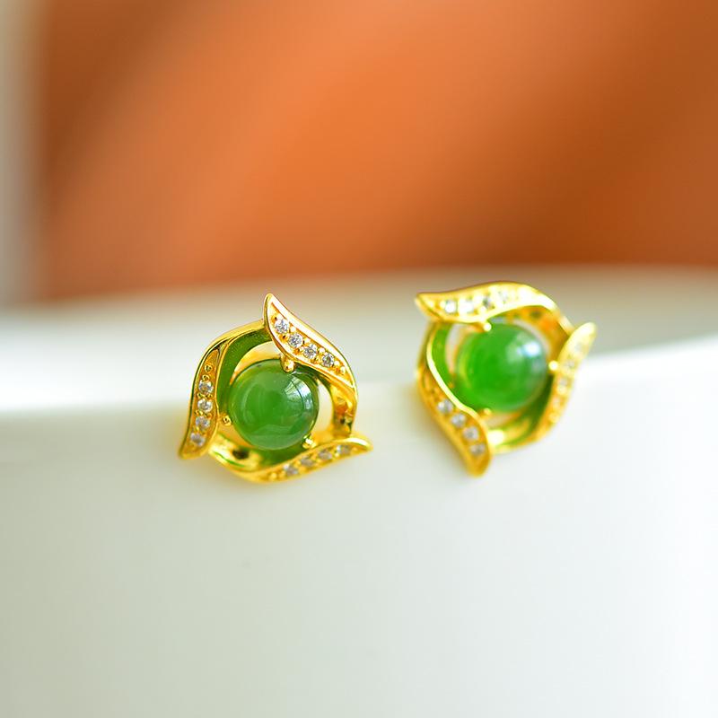 Vintage-Style Jade Stud Earrings with Certificate: Green Jade Cheongsam Hanfu 925 Silver Rose Gold-Plated Hetian Jade Earrings for Women 925 Silver
Vintage-Style Jade Stud Earrings with Certificate: Green Jade Cheongsam Hanfu 925 Silver Rose Gold-Plated Hetian Jade Earrings for Women 925 Silver
