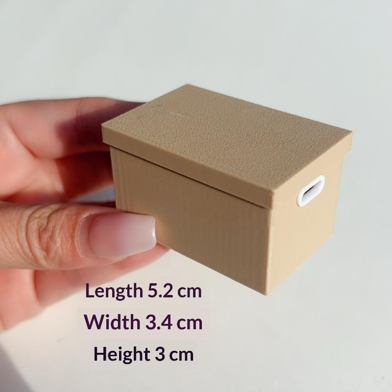 1Pcs Home Decoration Dollhouse Mini Color Storage Box With Lid Model Dolls House Micro Scene Ornaments Decor Props A3
1Pcs Home Decoration Dollhouse Mini Color Storage Box With Lid Model Dolls House Micro Scene Ornaments Decor Props A3