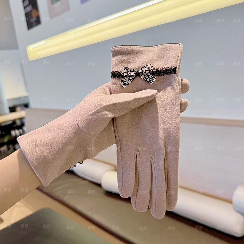 Ladies windproof and cold Korean sweet cycling and driving Korean version cute абрикосовий
Ladies windproof and cold Korean sweet cycling and driving Korean version cute абрикосовий