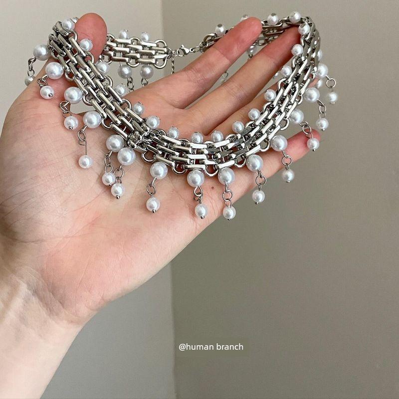 American Style Exaggerated Multi-Layer Pearl Chain Necklace, Niche Light Luxury, Unique Personality, Versatile, High-End Feel, Elegant Clavicle Chain Pearl Necklace
American Style Exaggerated Multi-Layer Pearl Chain Necklace, Niche Light Luxury, Unique Personality, Versatile, High-End Feel, Elegant Clavicle Chain Pearl Necklace
