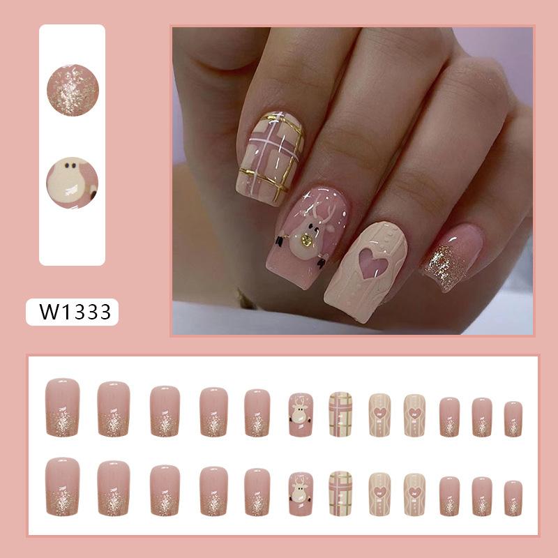 Cute flash medium and long deer square fake nails European and American ins style love plaid wearing armor
Cute flash medium and long deer square fake nails European and American ins style love plaid wearing armor
