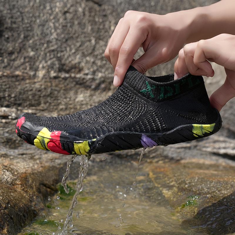 Unisex Quick-Dry Canyoning, Beach, and Fitness Shoes: Versatile Fly-Knit for Hiking and Swimming 45 чёрный
Unisex Quick-Dry Canyoning, Beach, and Fitness Shoes: Versatile Fly-Knit for Hiking and Swimming 45 чёрный