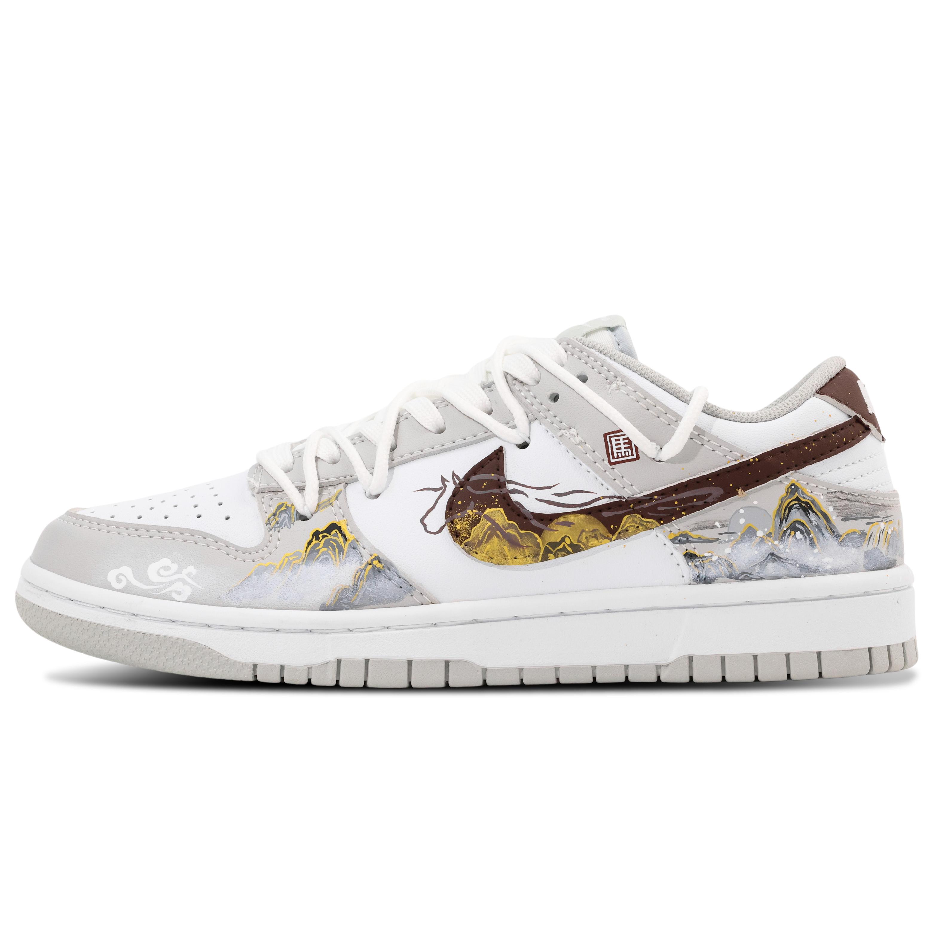 Nike Dunk Chasing The Moon Across The Mountains Skateboard Shoes Unisex dd1391-103(team696-) 44.5
Nike Dunk Chasing The Moon Across The Mountains Skateboard Shoes Unisex dd1391-103(team696-) 44.5