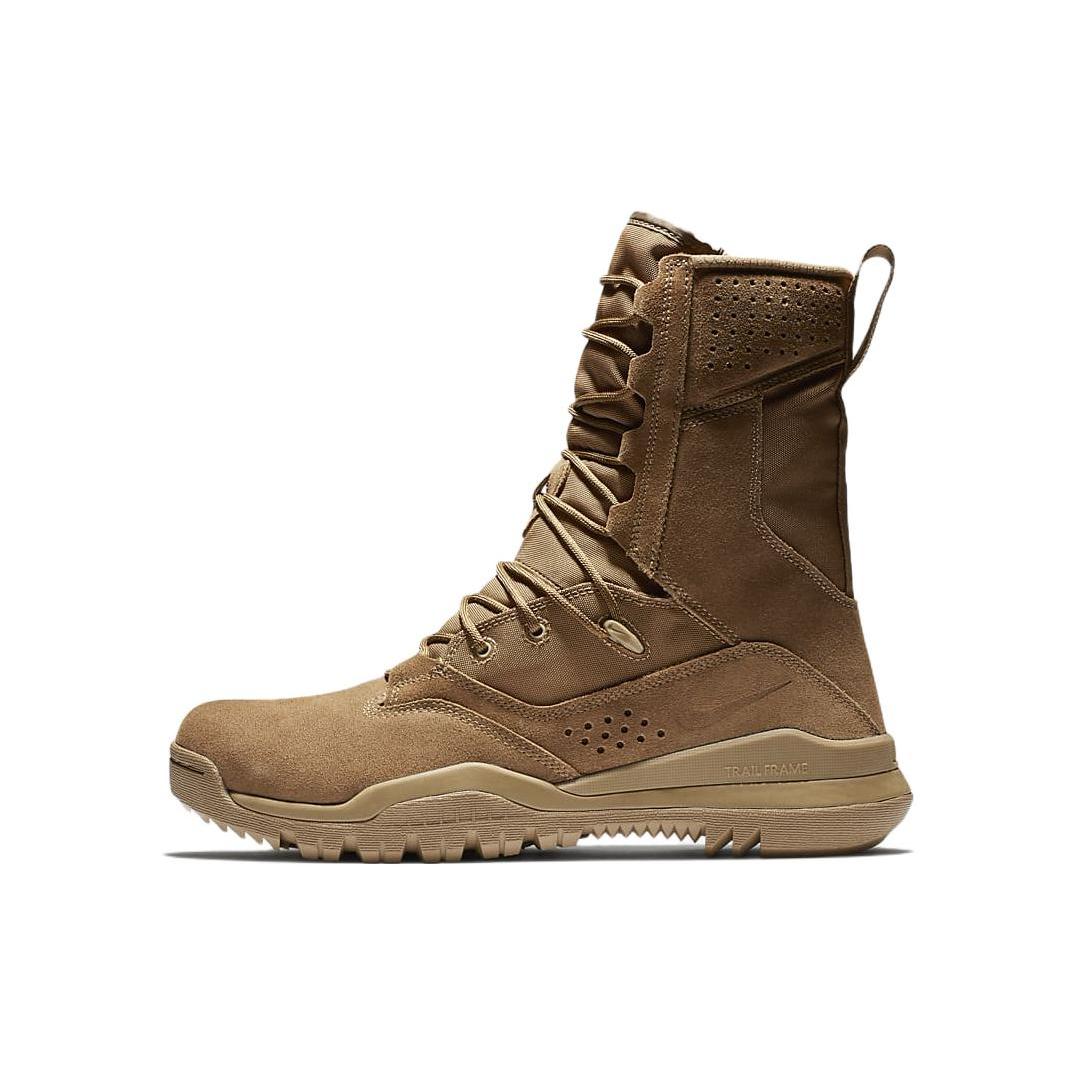 Nike Sfb Field 2 8 Койот AQ1202-900 47.5
Nike Sfb Field 2 8 Койот AQ1202-900 47.5