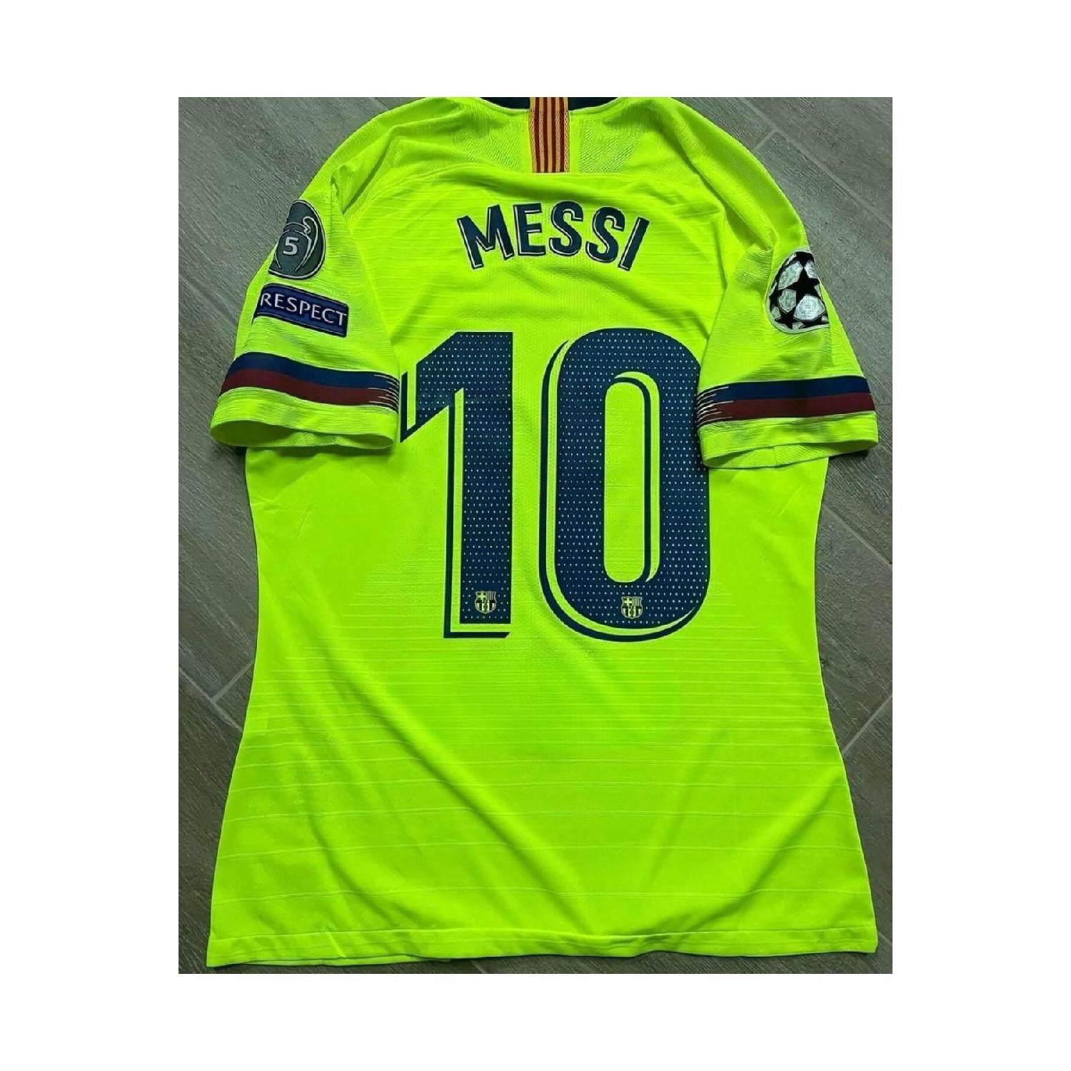 Барселона, сезон 2018/19, выездная футболка Лионеля Месси, ностальгия
Барселона, сезон 2018/19, выездная футболка Лионеля Месси, ностальгия