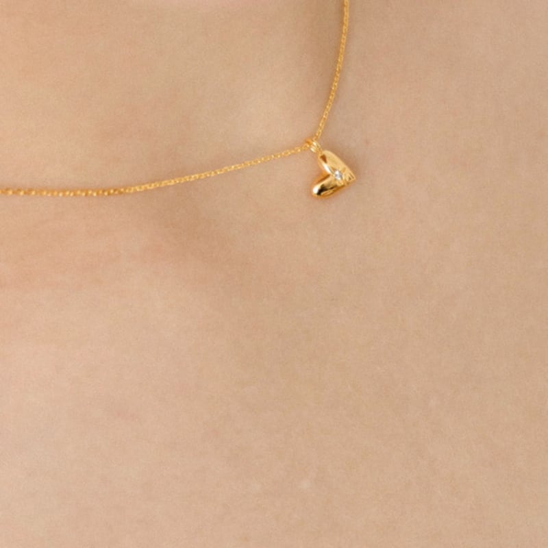 LILYKORI Срібне намисто 925 проби Серце Cubic Lumiere Gold
LILYKORI Срібне намисто 925 проби Серце Cubic Lumiere Gold