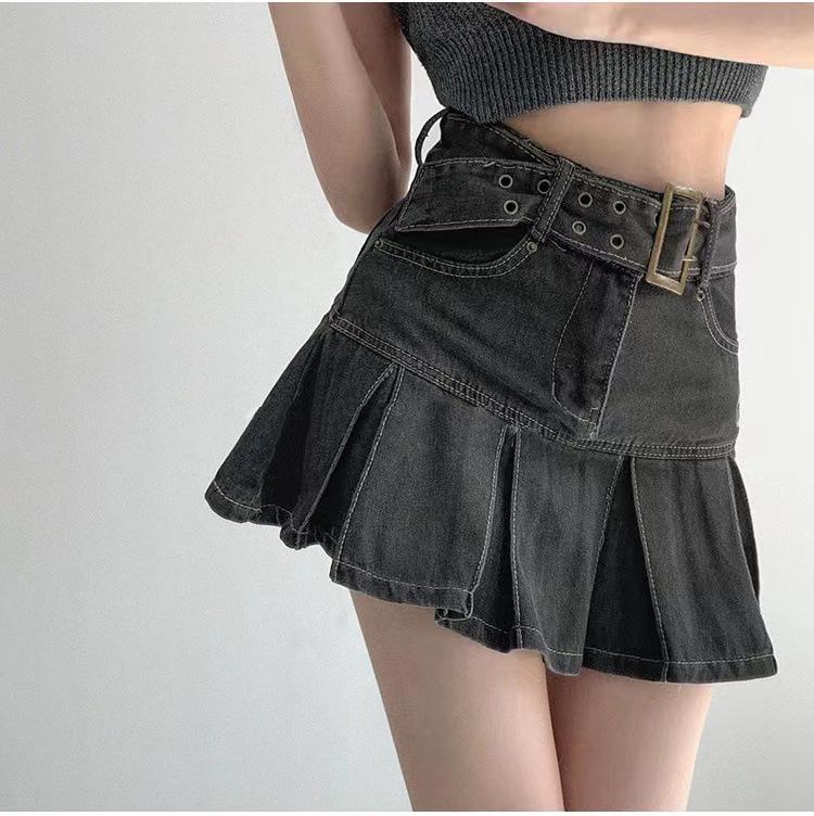 Women s Summer Denim Skirt: American Retro High-Waist, Niche Hot Girl A-Line, Pleated Short Skirt. M чорний
Women s Summer Denim Skirt: American Retro High-Waist, Niche Hot Girl A-Line, Pleated Short Skirt. M чорний