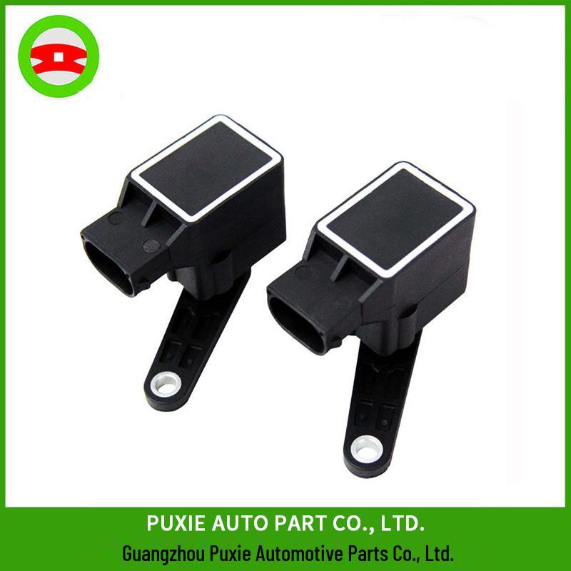 Датчик высоты амортизатора уровня BMW E39/E46, деталь № 37146784697 TanFuEr
Датчик высоты амортизатора уровня BMW E39/E46, деталь № 37146784697 TanFuEr