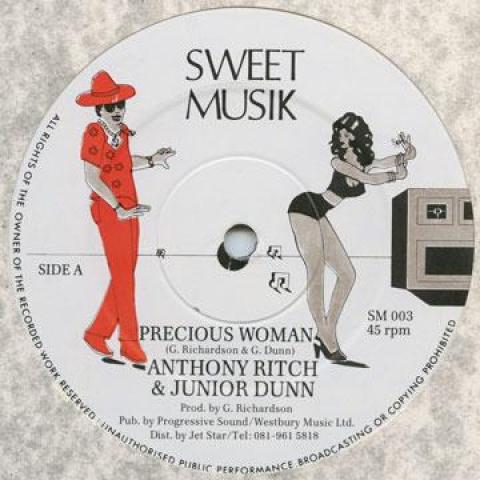 12inch Record ANTHONY RITCH, JUNIOR DAN - Precious Woman / Version; Sing Alon SM003 Sweet Musik 1996 UK Reggae, Ska & Dub
12inch Record ANTHONY RITCH, JUNIOR DAN - Precious Woman / Version; Sing Alon SM003 Sweet Musik 1996 UK Reggae, Ska & Dub