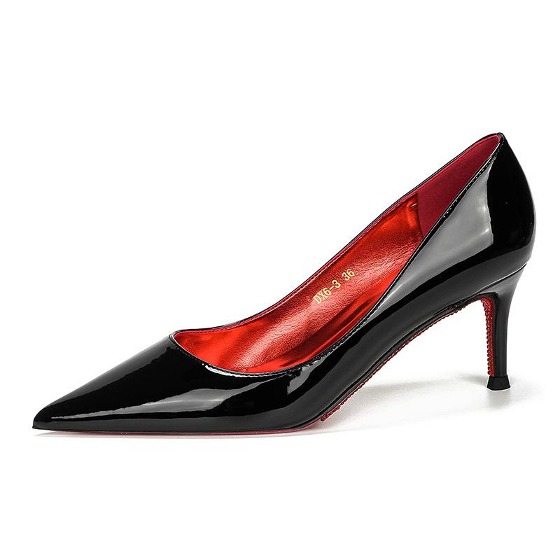 C rhinestone red sole side empty all-inclusive stiletto high heels female pointed head shallow mouth sexy temperament versatile French 39
C rhinestone red sole side empty all-inclusive stiletto high heels female pointed head shallow mouth sexy temperament versatile French 39