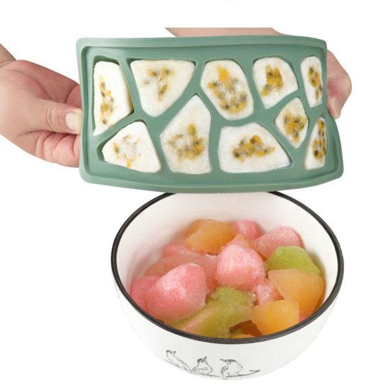 Удобная гибкая многоцелевая толстая форма для приготовления кубиков льда «сделай сам» для виски, силиконовая форма, кухонные аксессуары, силиконовая форма для льда
Удобная гибкая многоцелевая толстая форма для приготовления кубиков льда «сделай сам» для виски, силиконовая форма, кухонные аксессуары, силиконовая форма для льда