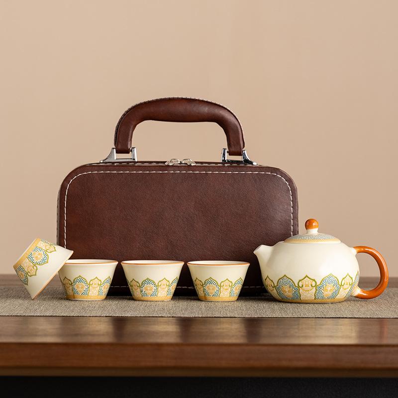 Высококачественный бежевый открытый печной Сиши, чайный дорожный набор Кунг-фу на одну чашку, бутиковый деловой сувенир
Высококачественный бежевый открытый печной Сиши, чайный дорожный набор Кунг-фу на одну чашку, бутиковый деловой сувенир