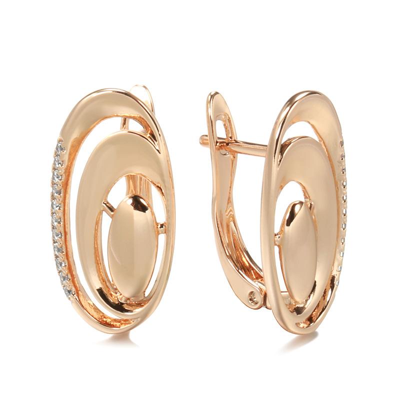 585 rose gold geometric ear buckle inlaid zircon light luxury earrings women s fashion versatile earrings
585 rose gold geometric ear buckle inlaid zircon light luxury earrings women s fashion versatile earrings
