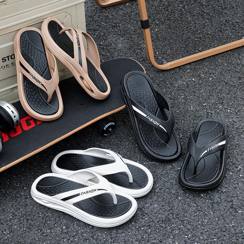 Flip-flops men s summer outer wear student sports casual slippers splint shoes sandals beach shoes men 39/40
Flip-flops men s summer outer wear student sports casual slippers splint shoes sandals beach shoes men 39/40