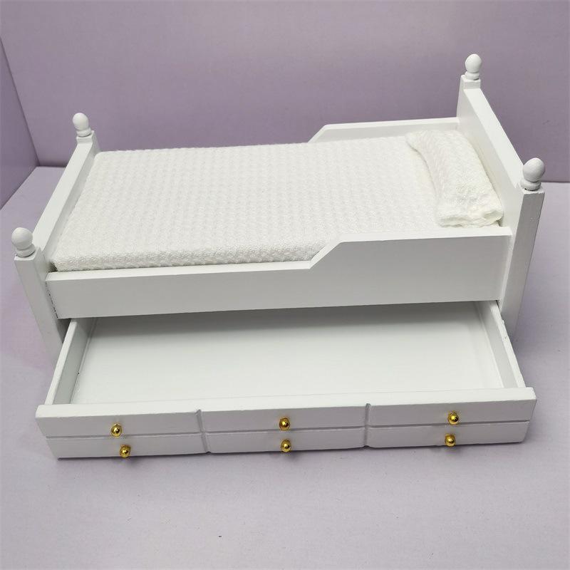 1:12 Scale Miniature Dollhouse Bed with Drawer - OB11 Compatible Wood Furniture Ornament
1:12 Scale Miniature Dollhouse Bed with Drawer - OB11 Compatible Wood Furniture Ornament