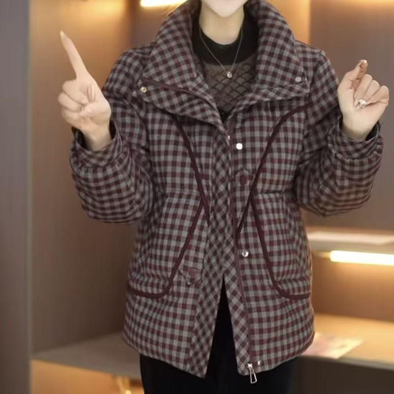 2025 Stylish Autumn/Winter Cotton Jacket for Middle-Aged and Elderly Women, Thickened Plaid Outerwear L for 90-120 jin
2025 Stylish Autumn/Winter Cotton Jacket for Middle-Aged and Elderly Women, Thickened Plaid Outerwear L for 90-120 jin