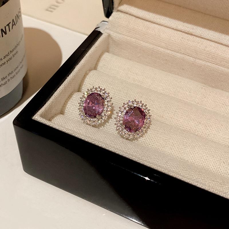 S925 sterling silver needle dry rose pigeon egg stud earrings women s light luxury super flash 5A zircon earrings ears
S925 sterling silver needle dry rose pigeon egg stud earrings women s light luxury super flash 5A zircon earrings ears