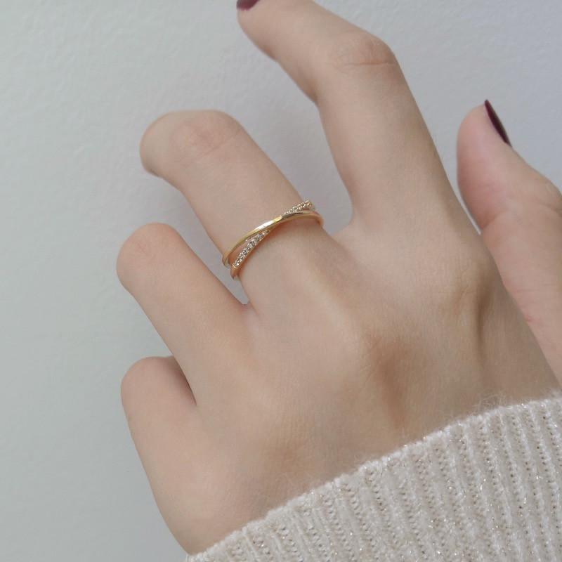 14K Gold Plated S925 Sterling Silver Crossover Ring with Diamonds, Adjustable Index Finger Band Platinum Color
14K Gold Plated S925 Sterling Silver Crossover Ring with Diamonds, Adjustable Index Finger Band Platinum Color