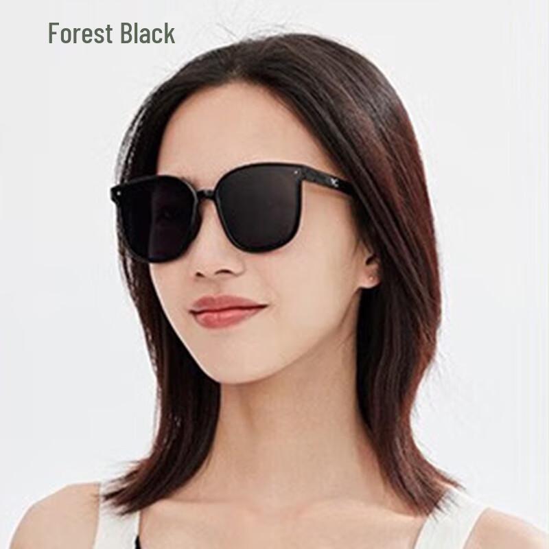 VVC Folding Sunglasses
VVC Folding Sunglasses