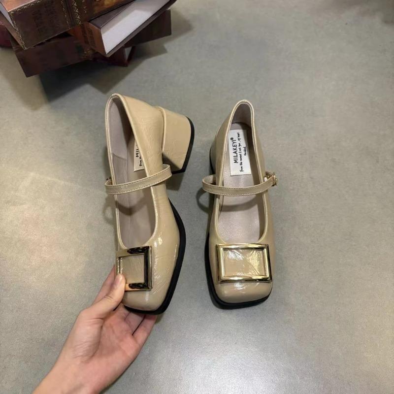Block Heel Single Shoes Autumn New Square Toe Shallow Mouth Metal Buckle One Strap Soft Sole Non-slip Kitten Heel Shoes 39 хакі
Block Heel Single Shoes Autumn New Square Toe Shallow Mouth Metal Buckle One Strap Soft Sole Non-slip Kitten Heel Shoes 39 хакі