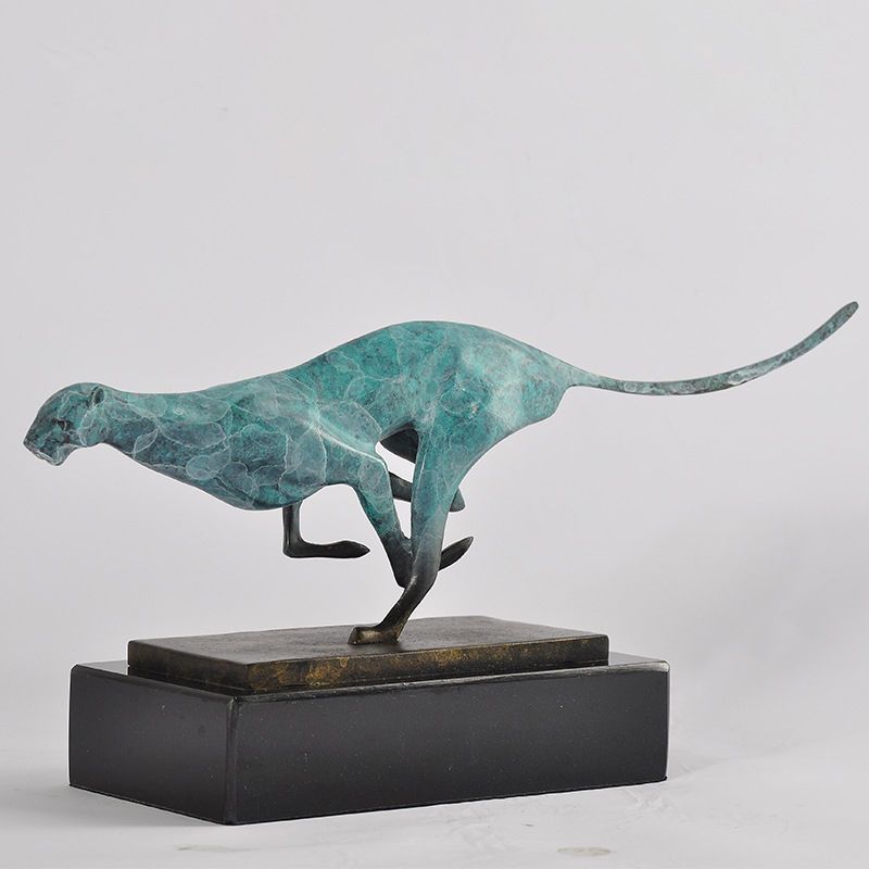 Leopard Bronze Figurines, Animal Sculpture, Modern Metal Statue, Artificial Craft, Office and Home Decoration Accessories
Leopard Bronze Figurines, Animal Sculpture, Modern Metal Statue, Artificial Craft, Office and Home Decoration Accessories