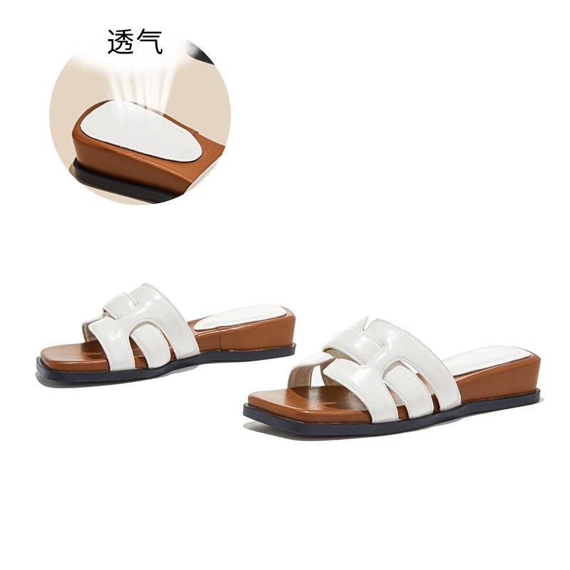 Small slope heel cool slippers women s shoes summer new wear square head half drag casual flat versatile beach slippers 40 бежевий
Small slope heel cool slippers women s shoes summer new wear square head half drag casual flat versatile beach slippers 40 бежевий
