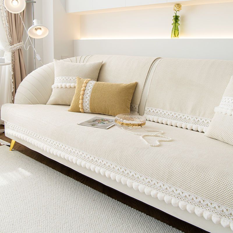 Non-Slip Four Seasons Sofa Cushion Universal Solid Lace Cover JUEoth for Autumn and Winter Comfort 70*70cm
Non-Slip Four Seasons Sofa Cushion Universal Solid Lace Cover JUEoth for Autumn and Winter Comfort 70*70cm