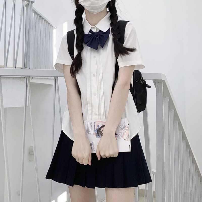 JK Original Black & White Pleated School Uniform Shirt - Pointed Collar, Unisex, Short Sleeve M
JK Original Black & White Pleated School Uniform Shirt - Pointed Collar, Unisex, Short Sleeve M