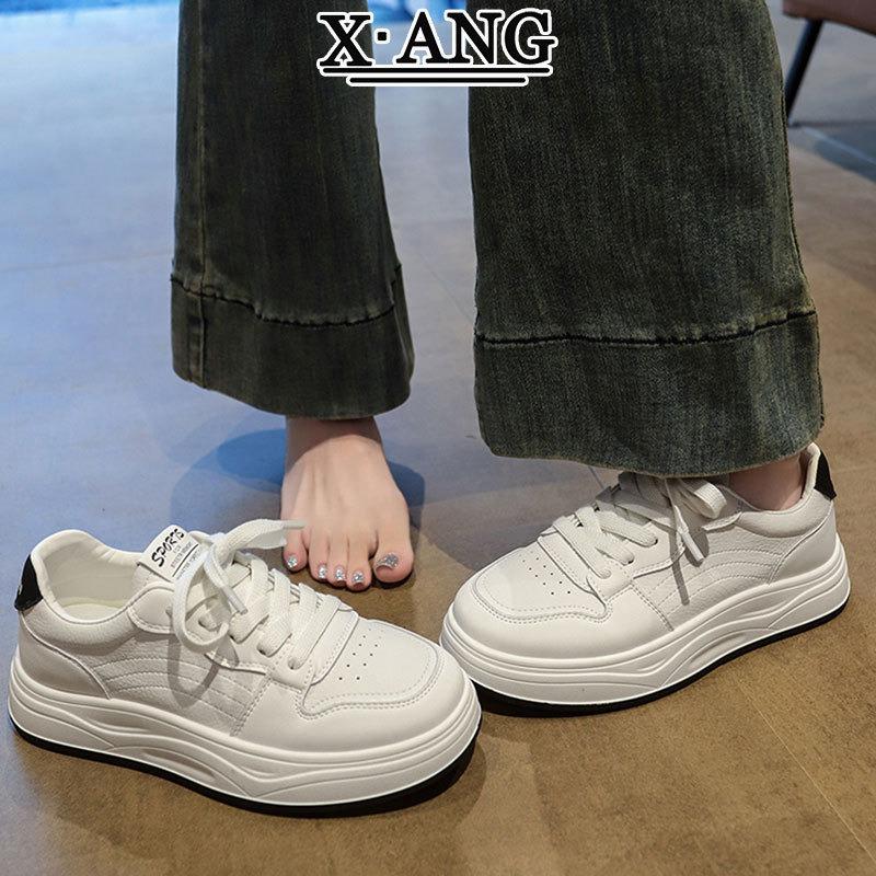 Leather little white shoes women s shoes thick baseplate shoes autumn new versatile lightweight soft sole casual sports shoes 35
Leather little white shoes women s shoes thick baseplate shoes autumn new versatile lightweight soft sole casual sports shoes 35