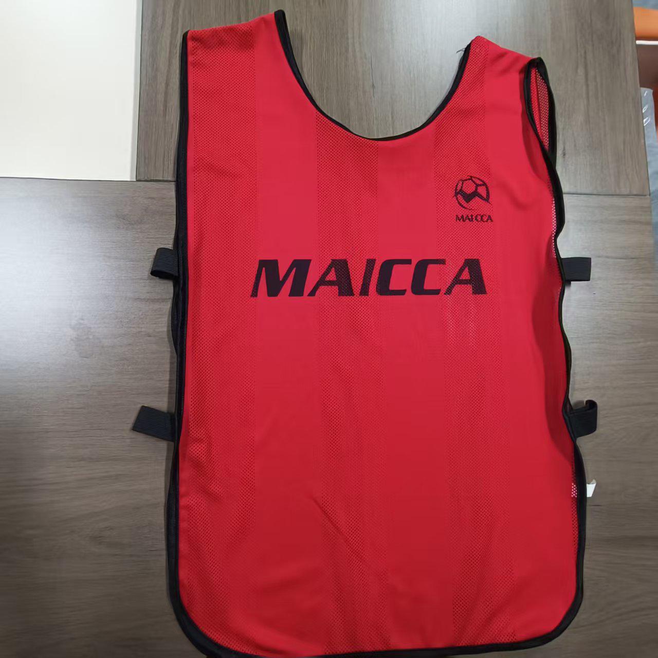 Breathable Mesh & Cloth Sports Training Vest for Basketball, Football & Team Activities Child червоний
Breathable Mesh & Cloth Sports Training Vest for Basketball, Football & Team Activities Child червоний