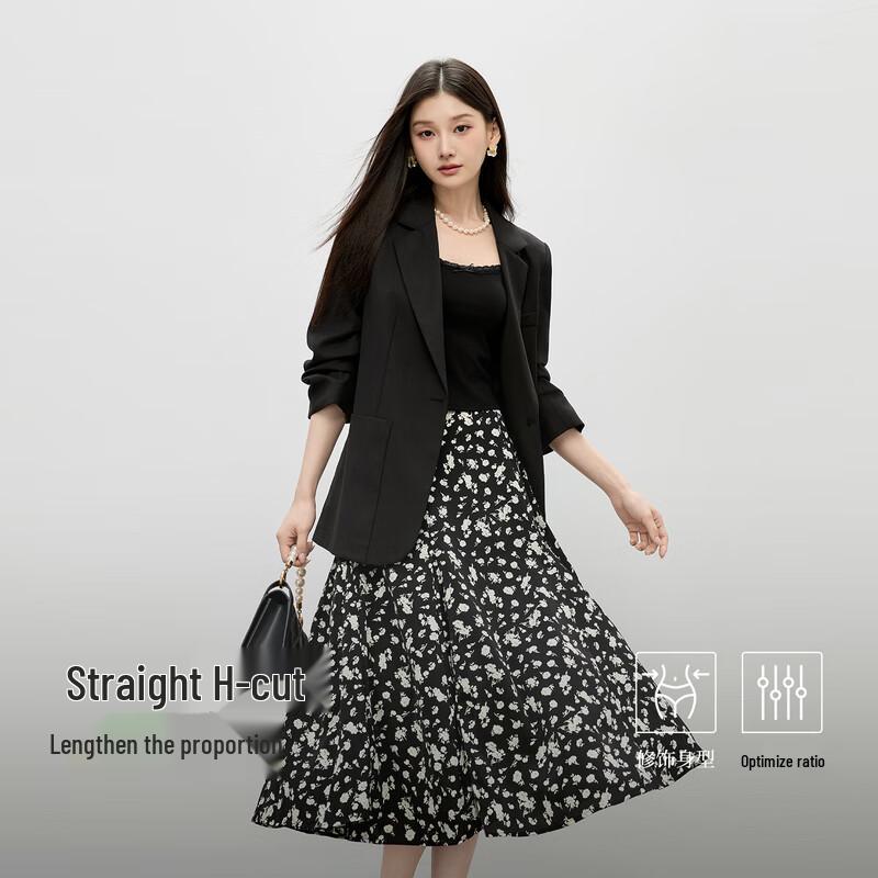 Женский блейзер Qiushui Yiren с рукавами-плиссе XL
Женский блейзер Qiushui Yiren с рукавами-плиссе XL