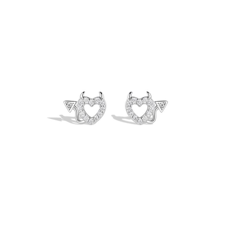 S999 Sterling Silver 3D Cute Devil Stud Earrings with Inlaid Diamond Heart for Women Pure Silver
S999 Sterling Silver 3D Cute Devil Stud Earrings with Inlaid Diamond Heart for Women Pure Silver