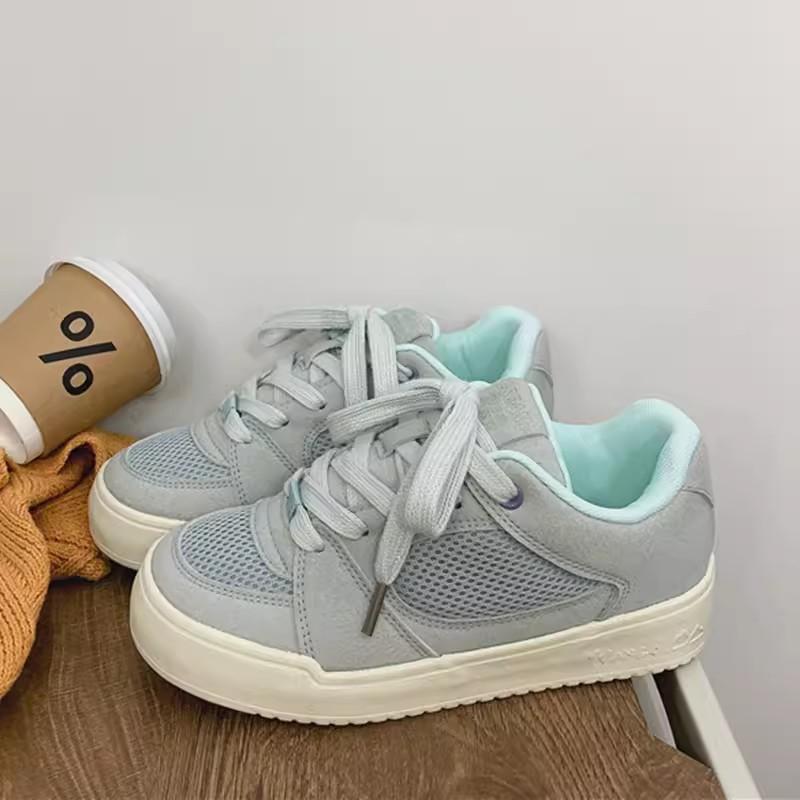 New spring super fire platform casual sports board shoes tide 40 синій
New spring super fire platform casual sports board shoes tide 40 синій
